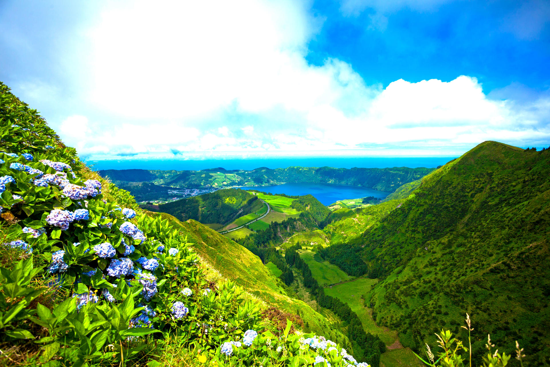 viva-a-natureza-circuito-acoriano-5-ilhas_0.jpg
